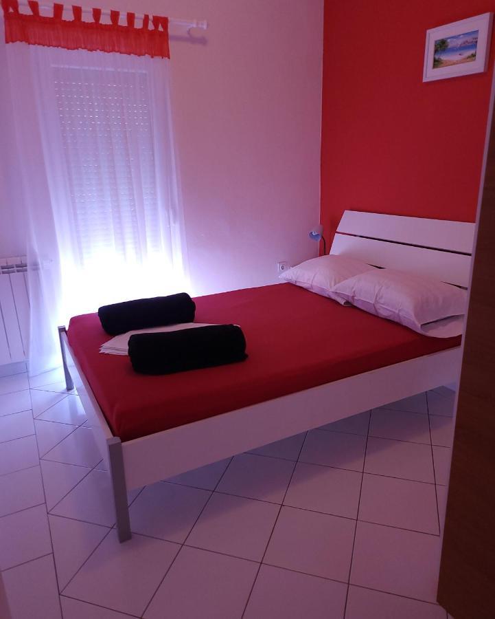 Apartments Kalac Posedarje Exterior foto