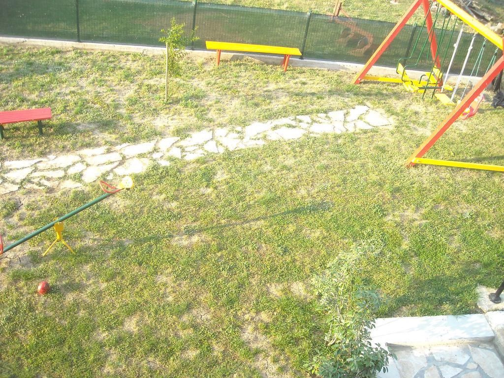 Apartments Kalac Posedarje Exterior foto
